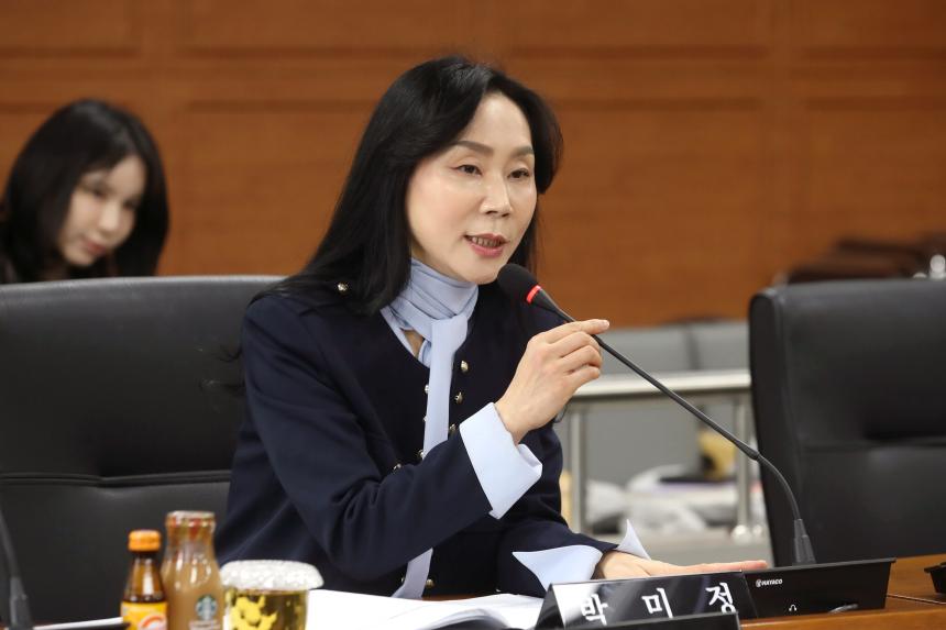 의원연구단체 운영심의위원회