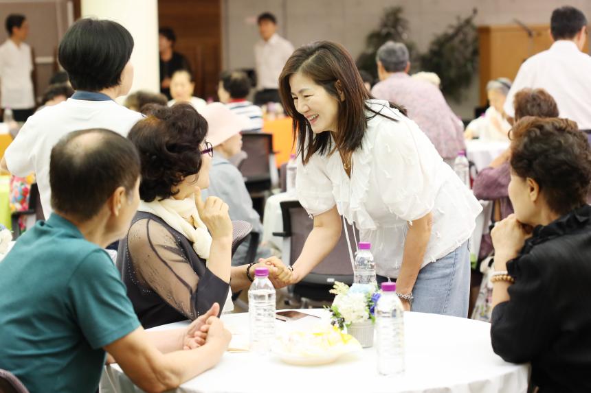초복맞이 어르신 영양삼계탕 잔치