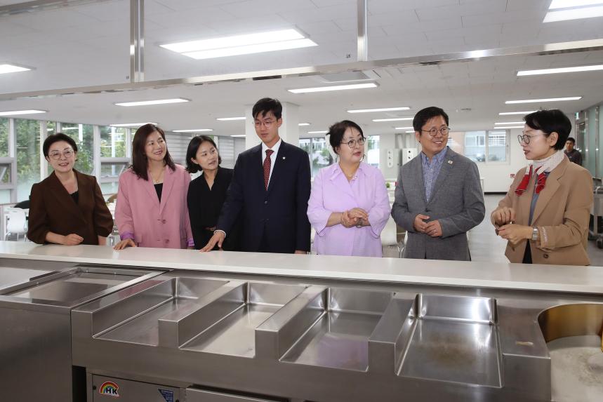 추석명절맞이 사회복지시설 의연품 전달식