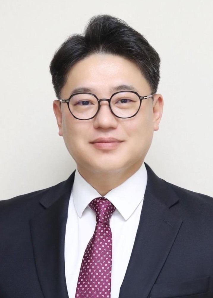 유지웅 운영위원회 위원장 사진
